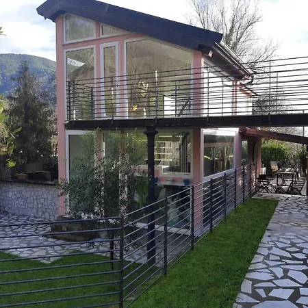 Delle Rose Cinque Terre *