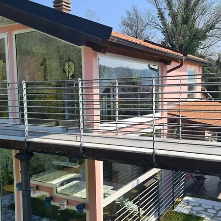 Delle Rose Cinque Terre *