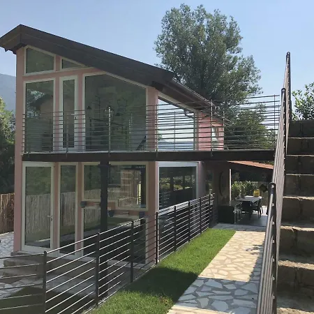 Delle Rose Cinque Terre *